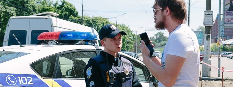 Погоня в центре Днепра: злостного нарушителя заковали в наручники