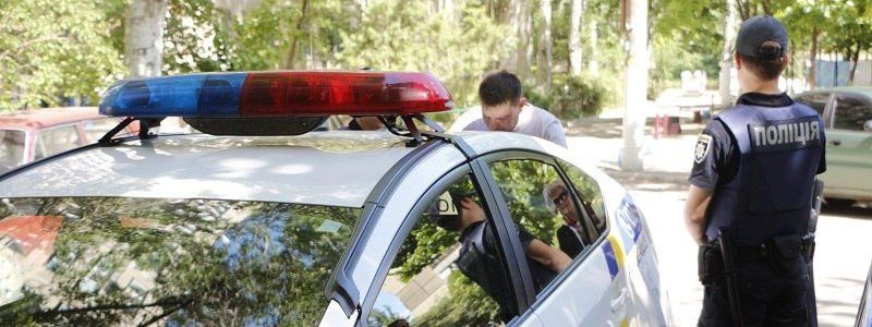 Борьба за крышу над головой: на Победе людей силой выселяют из общежития