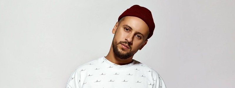 Монатику на одном из корпоративов разбили лицо
