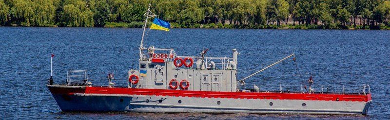 Пожарная техника, концерт и парашютисты: в Днепре прошел семейный день чрезвычайных ситуаций