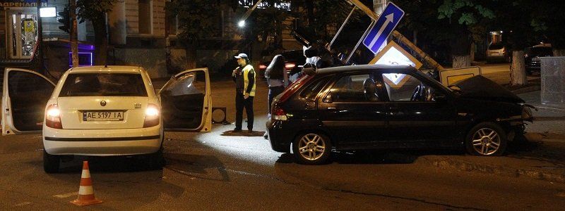 ДТП на перекрестке Короленко и Староказацкой: столкнулись Skoda и SMA