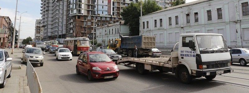 Аншлаг на Шмидта: ДТП, сломанная машина и парализованное движение