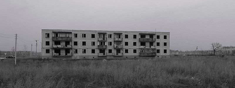 Труп подростка в заброшенном доме: вероятного убийцу объявили в розыск