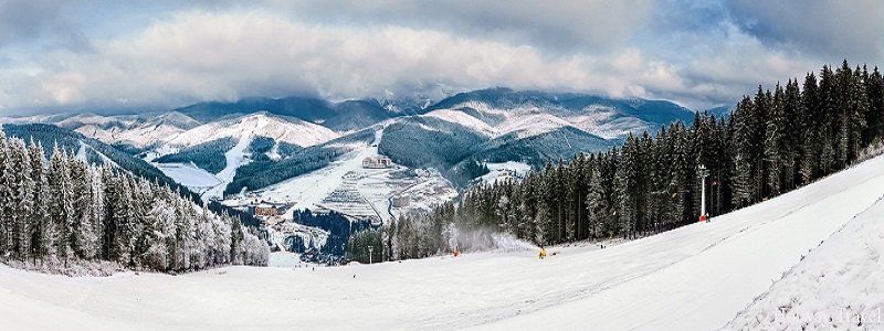 Бизнес-центры, база ФК Днепр и курорт Буковель: имущество ПриватБанка распродадут