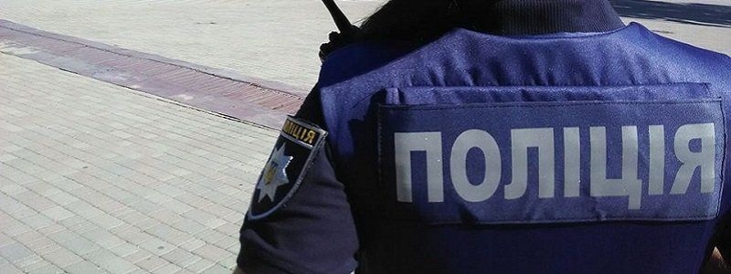 Рецидивист-неудачник: в Днепре мужчина пытался украсть телефон из магазина