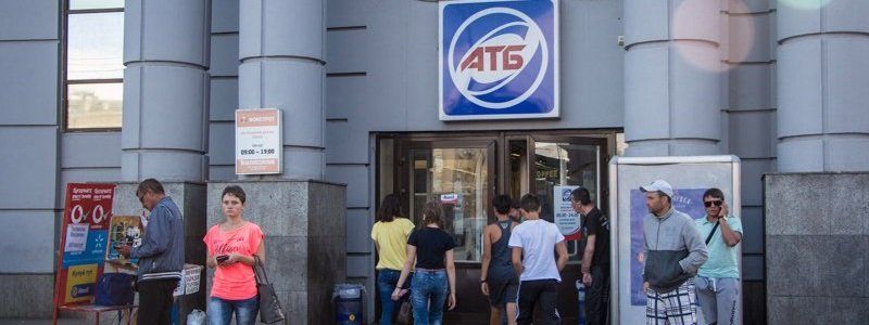 В АТБ на вокзале после неудачной кражи вор пытался покончить с собой