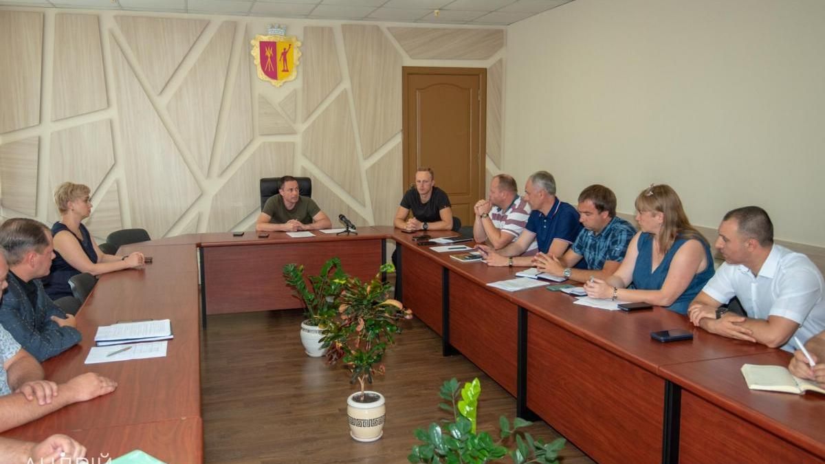 В Каменском провели рабочее совещание по поводу подготовки к отопительному сезону