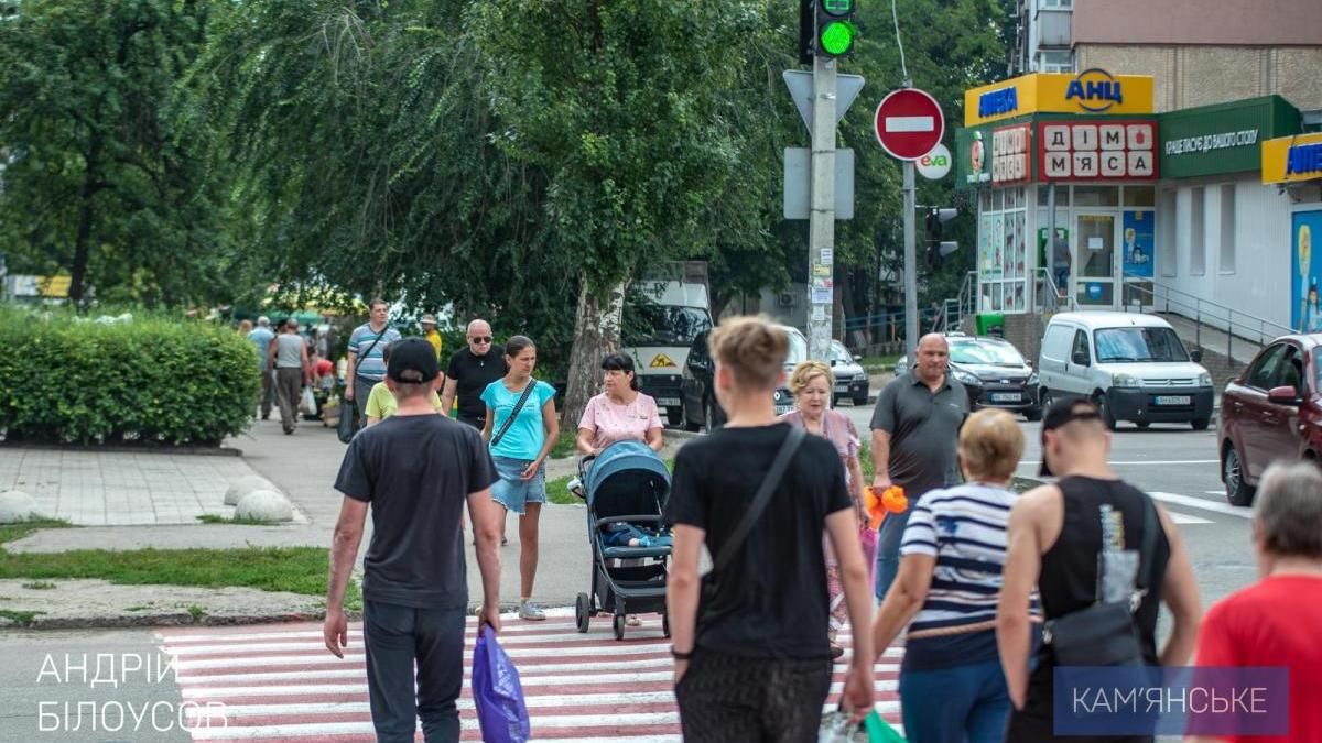 У Кам’янському запрацював новий світлофор