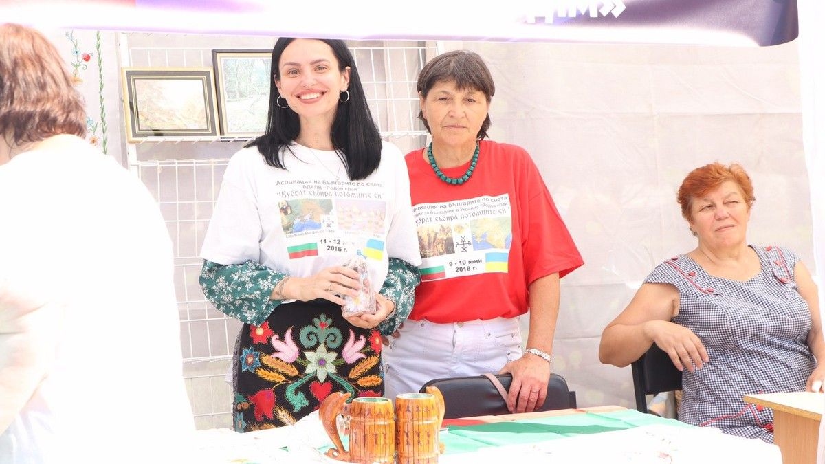 Поліцейський, який евакуював тисячі людей, Art_наступ та нагорода від Зеленського: топ гарних новин тижня
