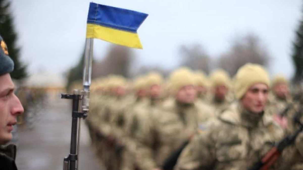 Володимир Зеленський скасував осінній призов до армії