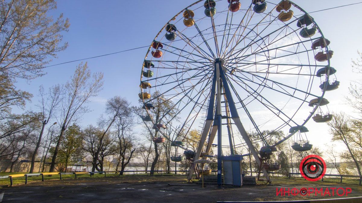 Оргія на Монастирському острові: чи підуть на неї жителі Дніпра у разі ядерного вибуху