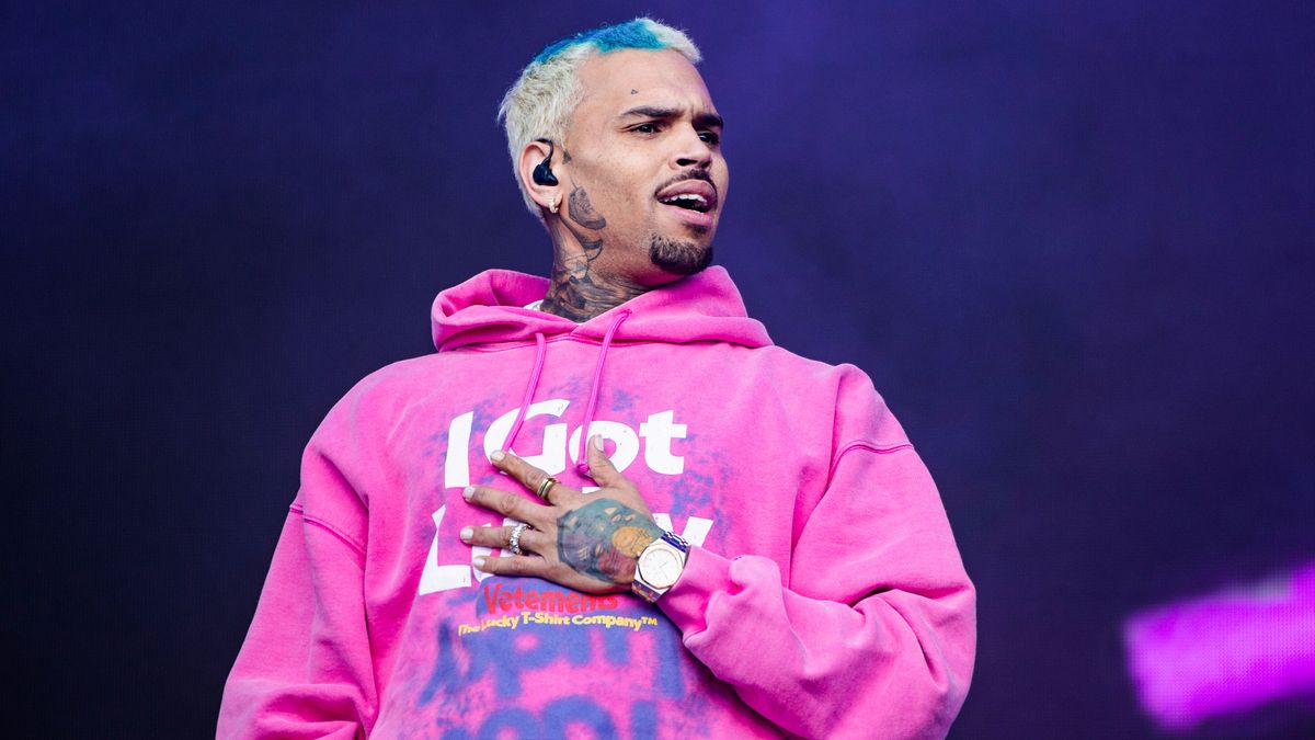 Chris Brown, Ellie Goulding та KOLA: яку музику слухають у Дніпрі