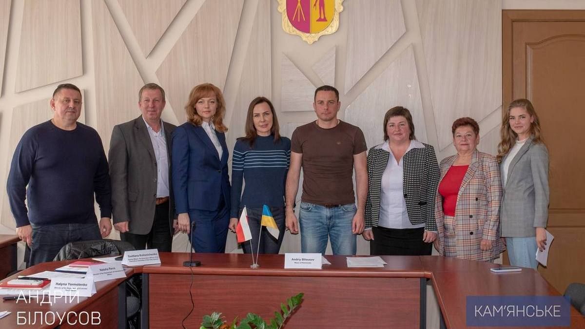 Мер Кам'янського Андрій Білоусов провів розмову з мером міста-побратима Кельце про взаємодопомогу