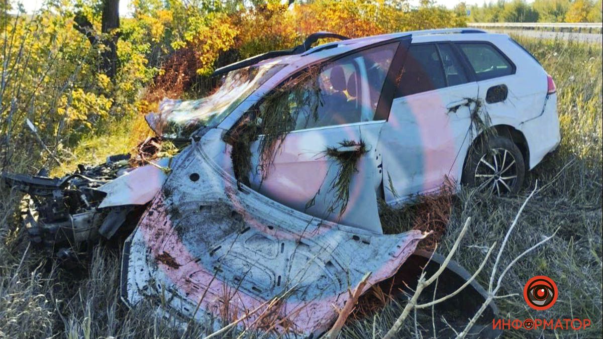 В Дніпропетровській області на трасі зіштовхнулися Mitsubishi та  Volkswagen: загинули два чоловіки