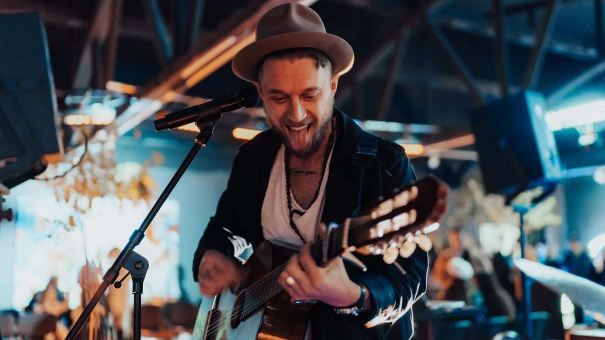 Асафатов, Anna Asti и Shumei: какую музыку слушают в Днепре