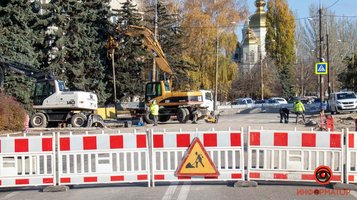 У Дніпрі на місяць перекрили рух Мануйлівським проспектом