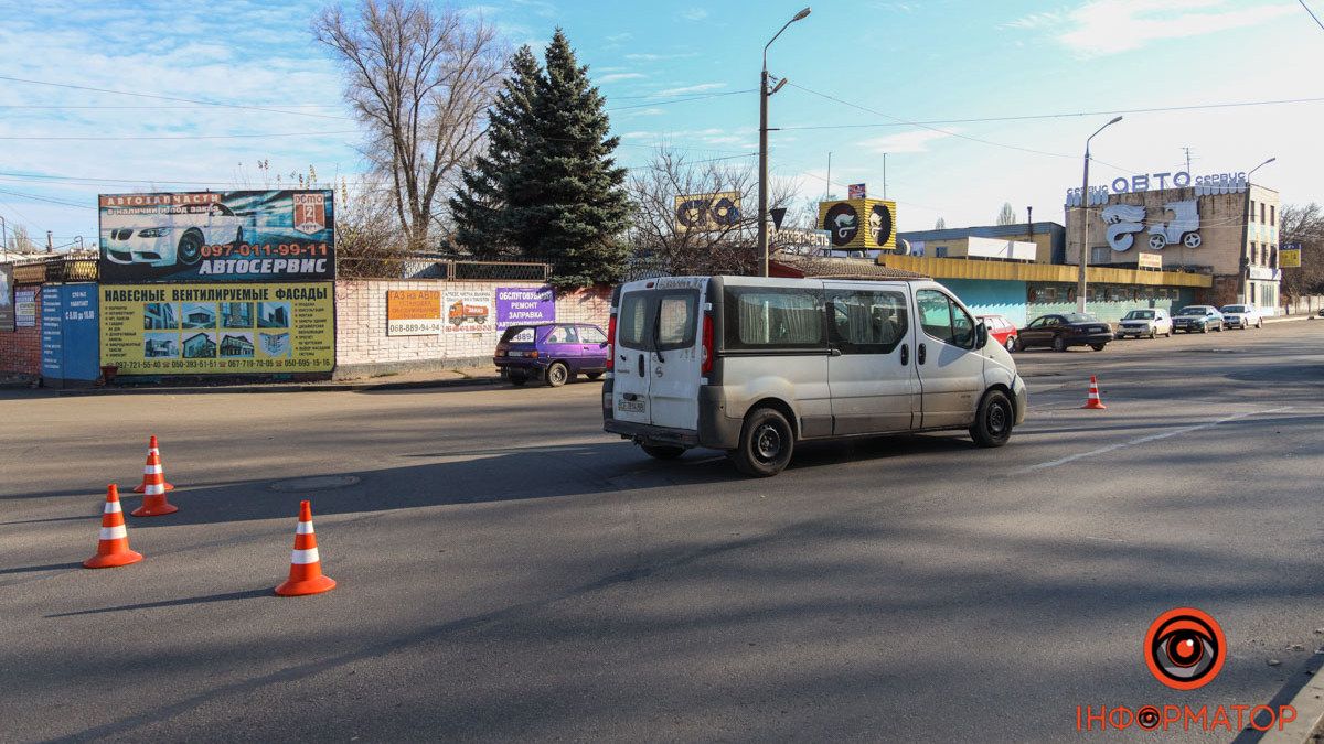 У Дніпрі на Холодильній Nissan збив жінку