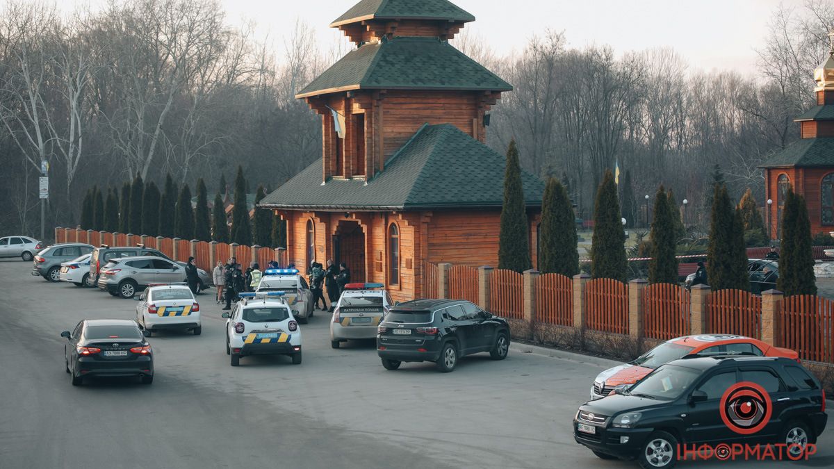 Стрілянина на території храму на Червоному Камені у Дніпрі: фото та подробиці з місця