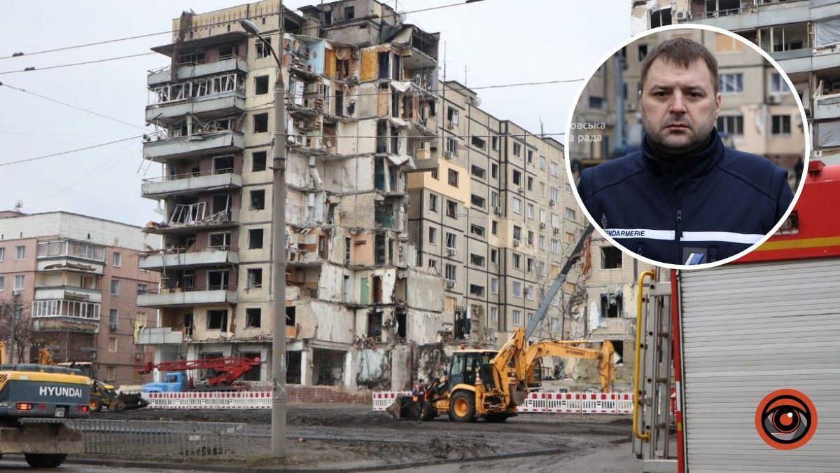 У житловий будинок, в який 14 січня влучила ракета, повертають воду, тепло та світло