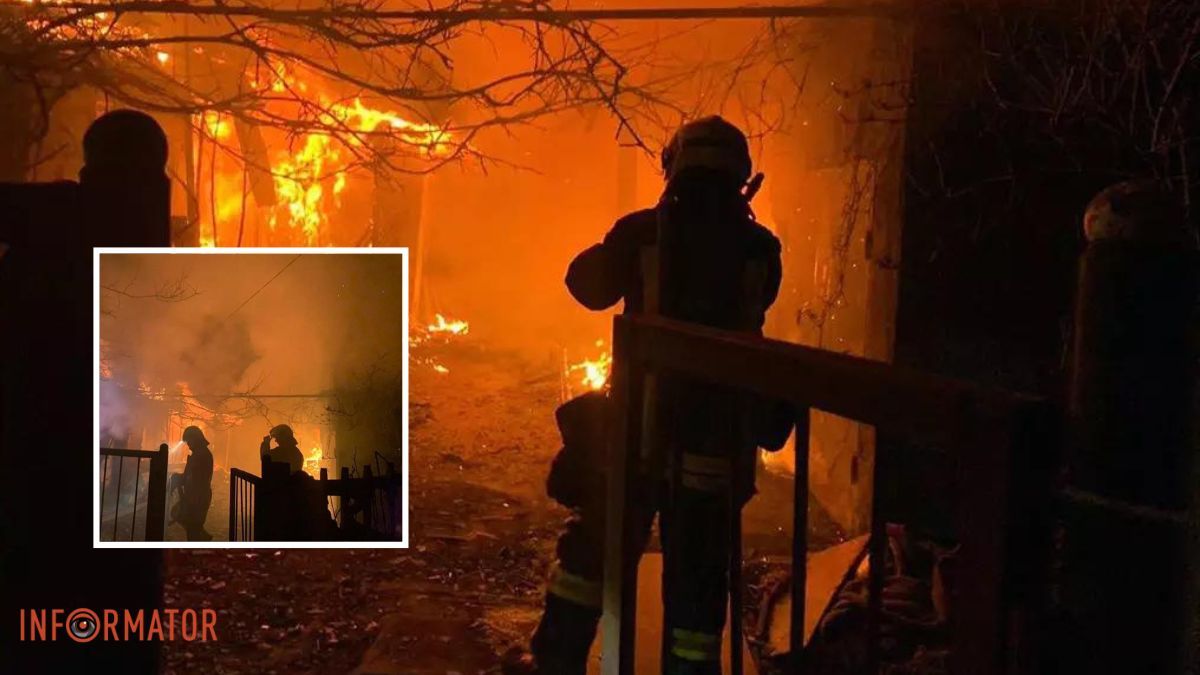 Гасили вогонь понад 3 години: у Кривому Розі палав одноповерховий будинок