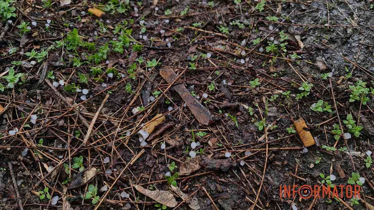 У Дніпрі випав град