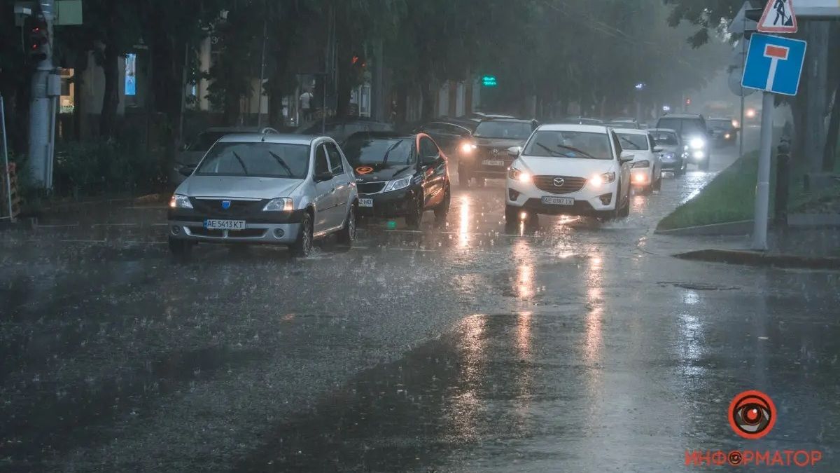 Зранку — без опадів, а після обіду дощитиме: яка погода буде у Дніпрі 19 квітня