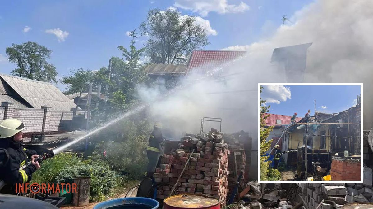 У Дніпрі на Яна Конопки у приватному секторі горіли житловий будинок та альтанка