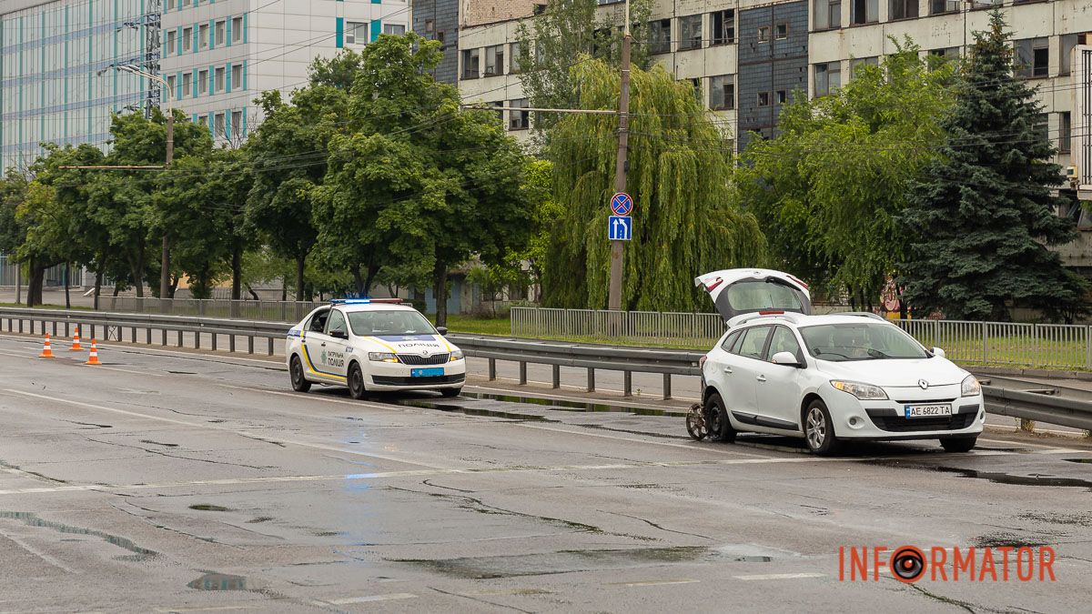 У Дніпрі на Набережній Заводській Audi зіштовхнувся з Renault та Ford