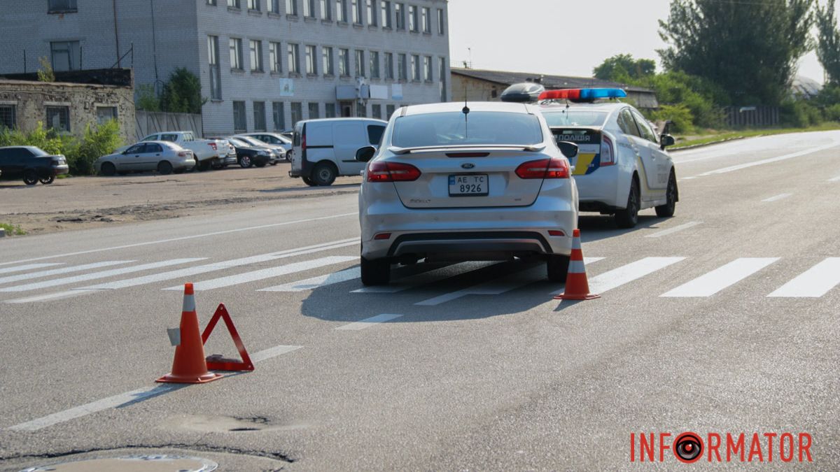 У Дніпрі на Криворізькій Ford збив 15-річного хлопця на пішохідному переході