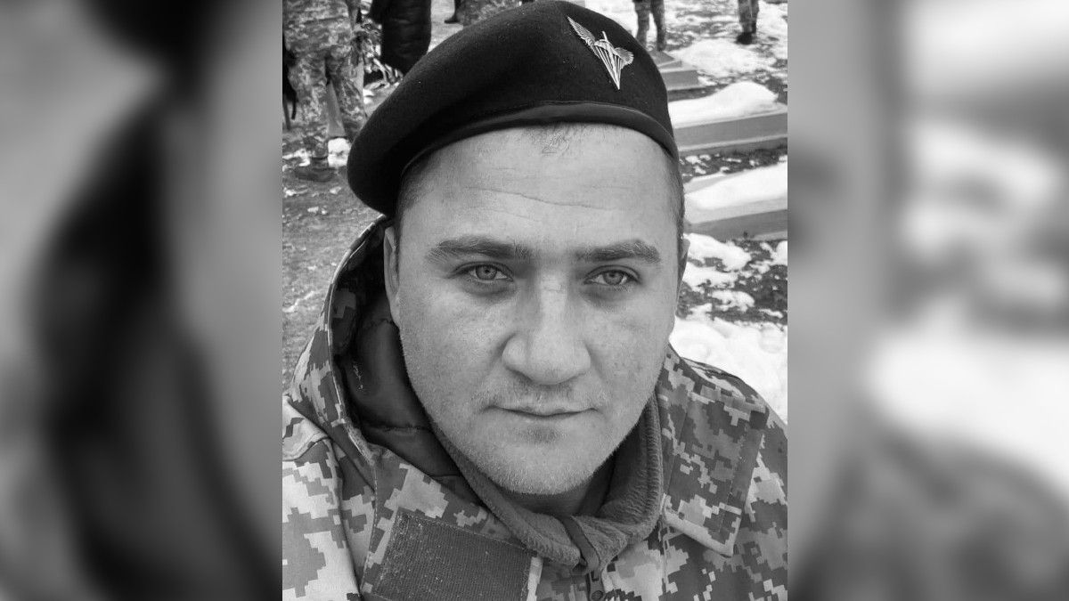 Поблизу Бахмута, рятуючи побратима, загинув бойовий медик з Новомосковська Валентин Окольничий