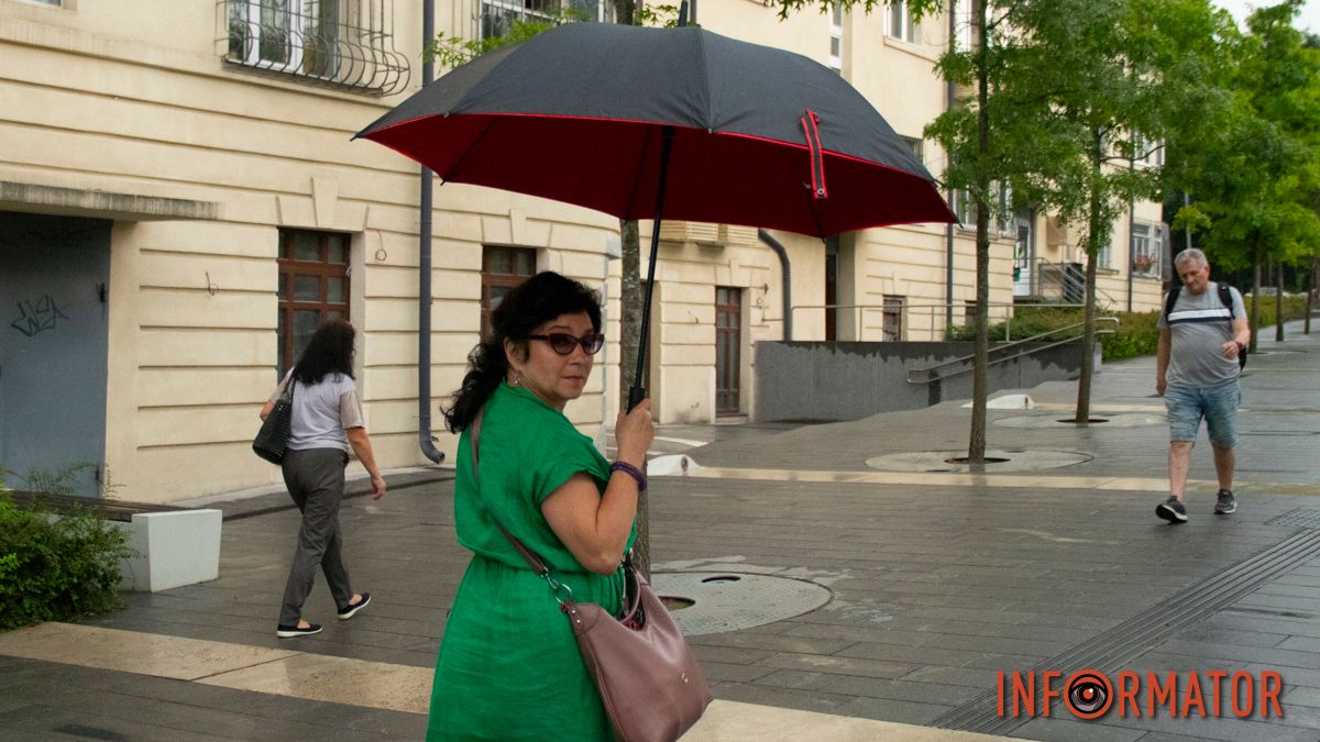 У Дніпрі цілий день буде хмарно, вдень очікується дощ: прогноз погоди на 11 серпня