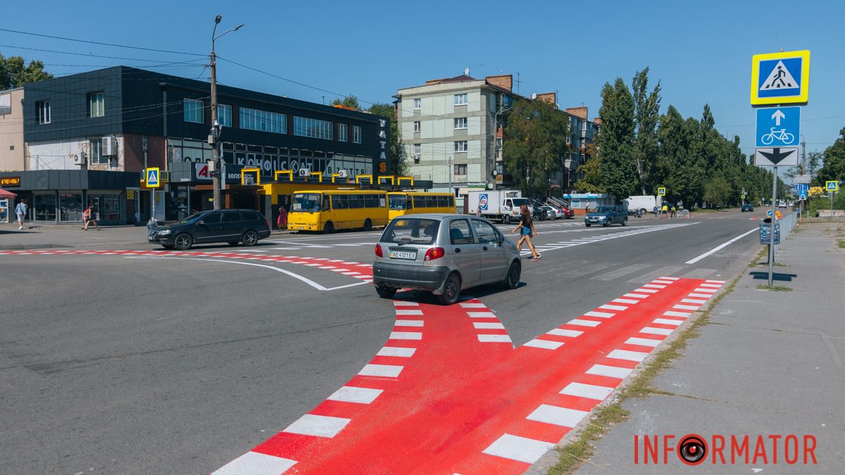 Автомобілісти Дніпра розкритикували новий кільцевий рух на Петра Калнишевського