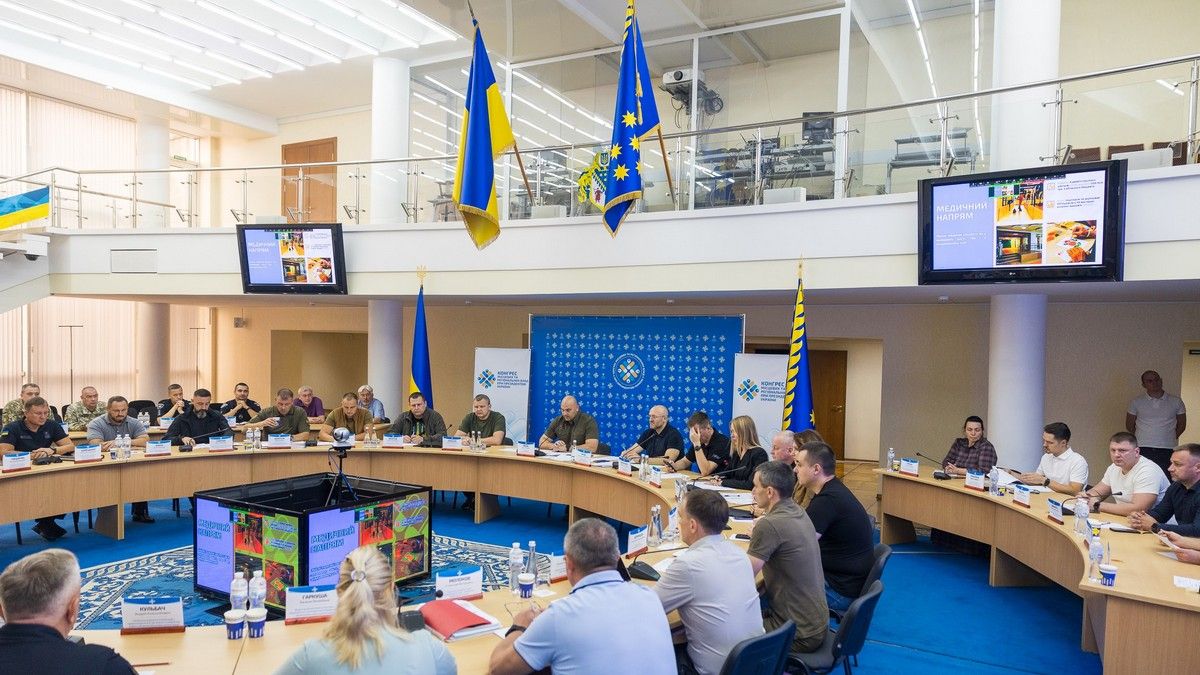 Урожай, зерновий коридор та розмінування: на Дніпропетровщині в рамках Конгресу обговорили проблеми аграріїв