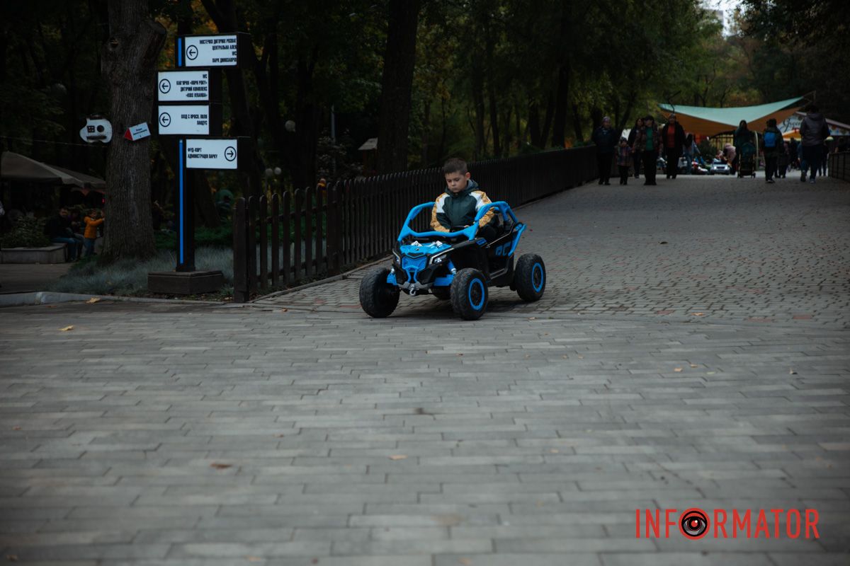 Тут їздять гонщики Тут їздять гонщики