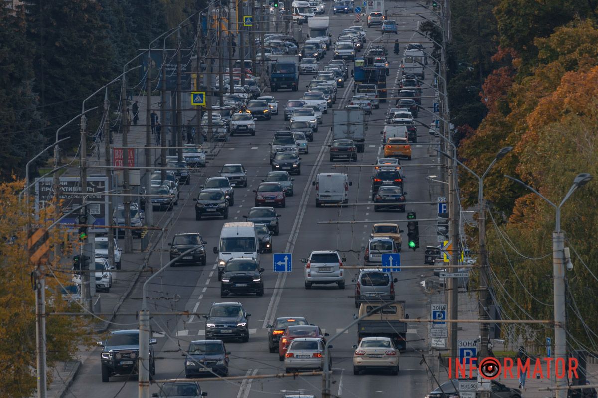 Сади прекрасні, роси – як вино.