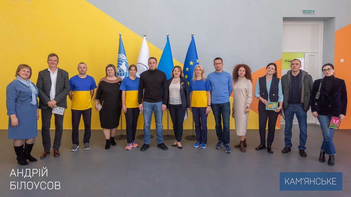 Программа «Инвестиции в город»: в Каменском осмотрели первый этап выполнения работ в лицее №16