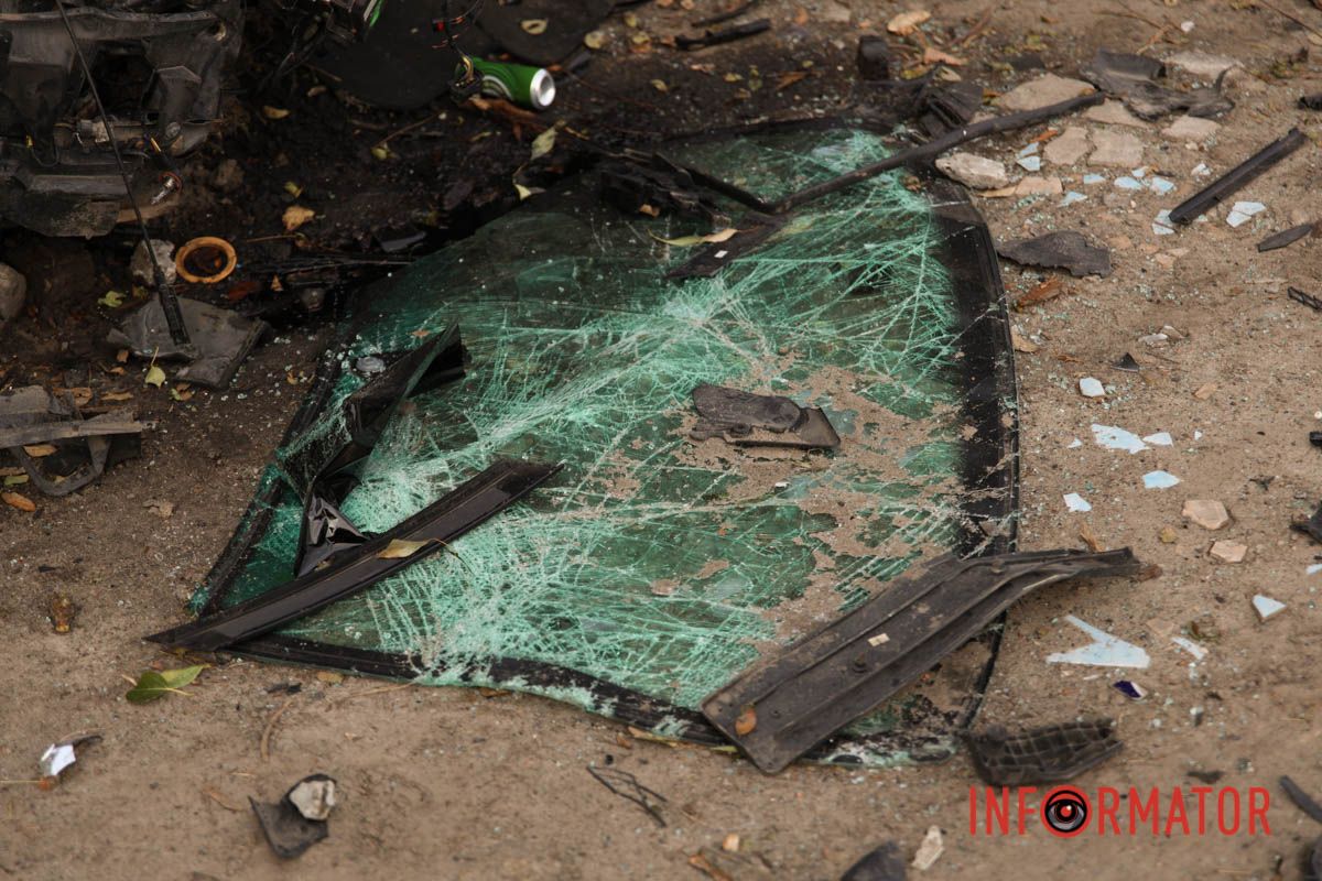 Разбитое стекло