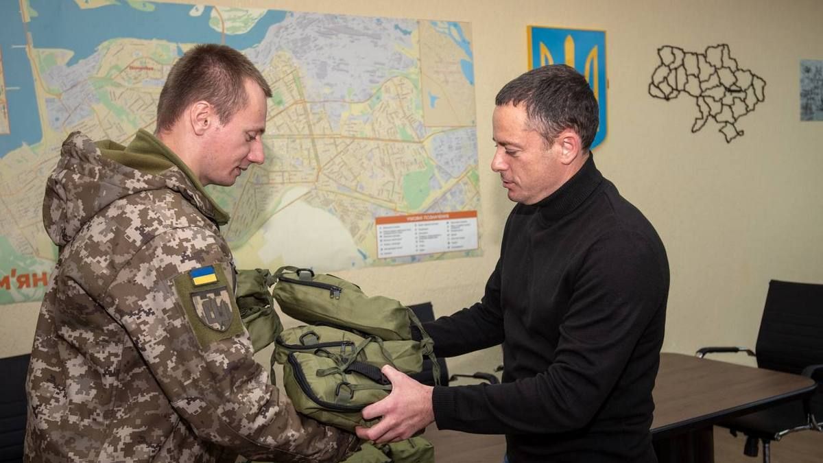 Батальону ТрО Каменского передали 9 приборов ночного видения
