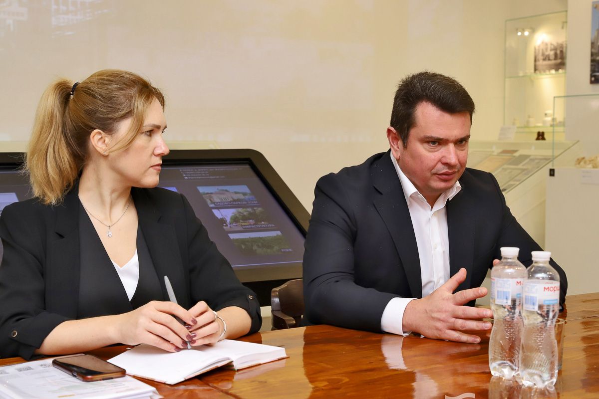 Фахівці НАЗК також провели для співробітників міськради розширений навчальний семінар Фахівці НАЗК також провели для співробітників міськради розширений навчальний семінар