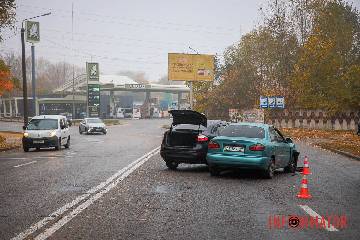 Здесь столкнулись Ford и Daewoo Тут столкнулись Ford и Daewoo