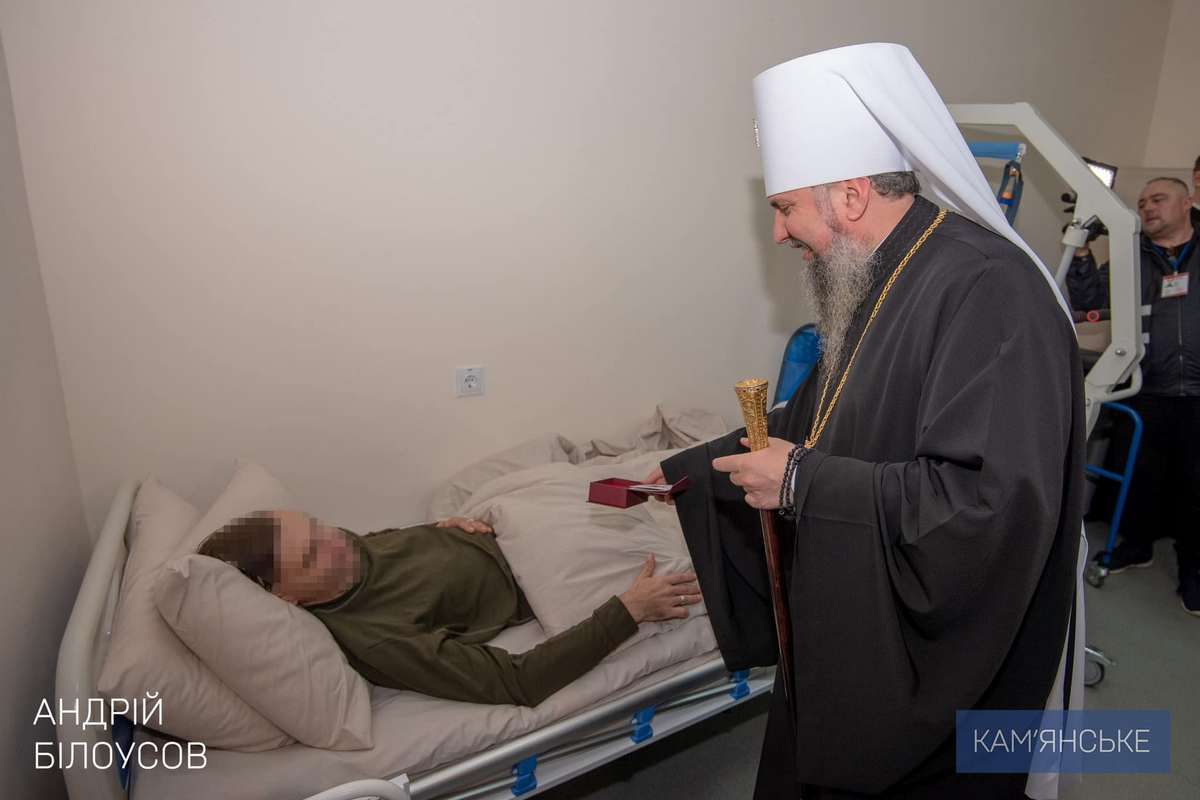 Відвідали захисників, які проходять лікування в Центрі реабілітації для військових Відвідали захисників, які проходять лікування в Центрі реабілітації для військових