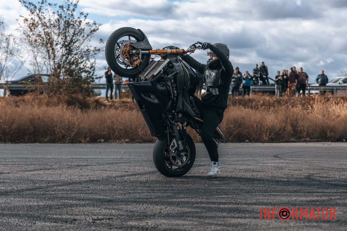 Выступление стантеров в перерыве