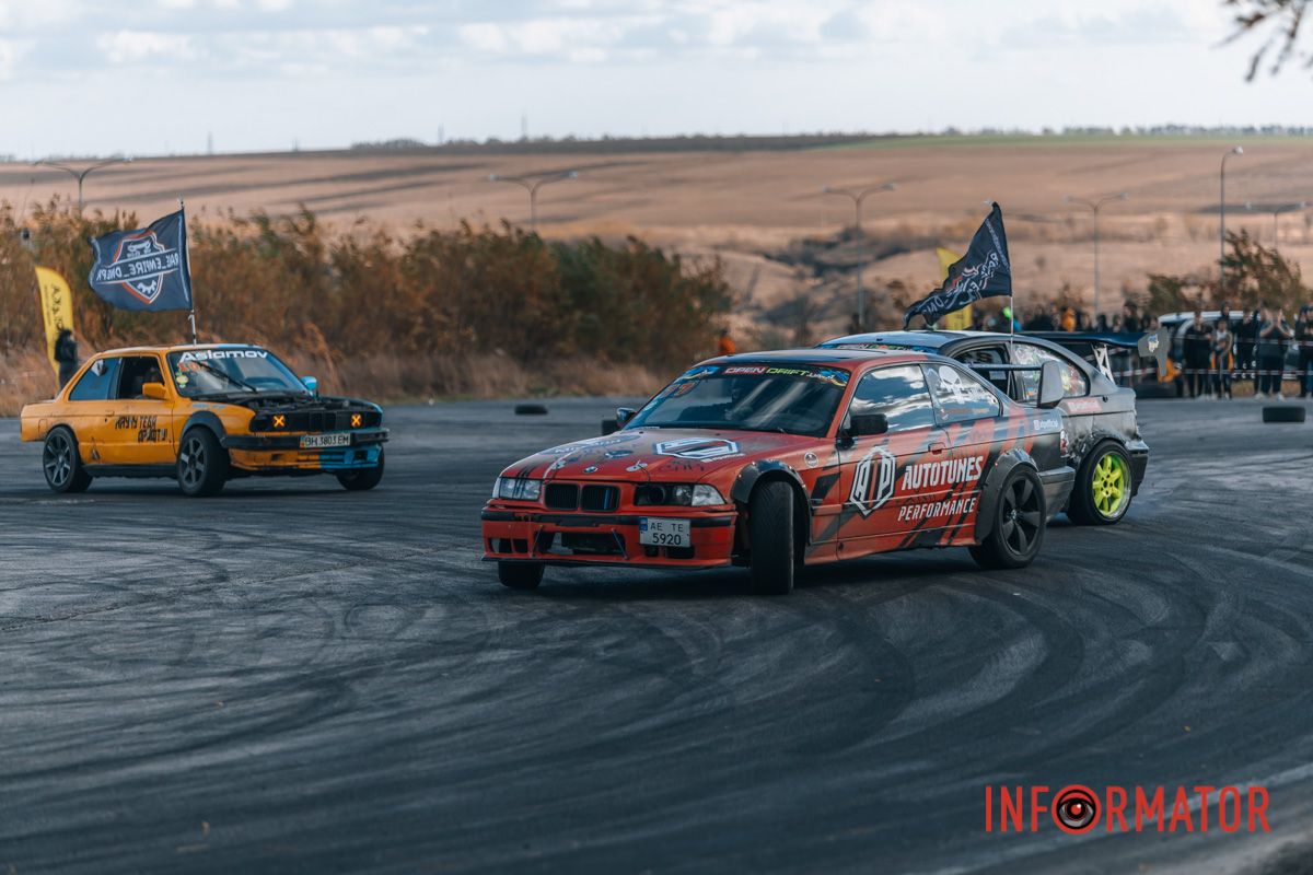 Парад пилотов в начале