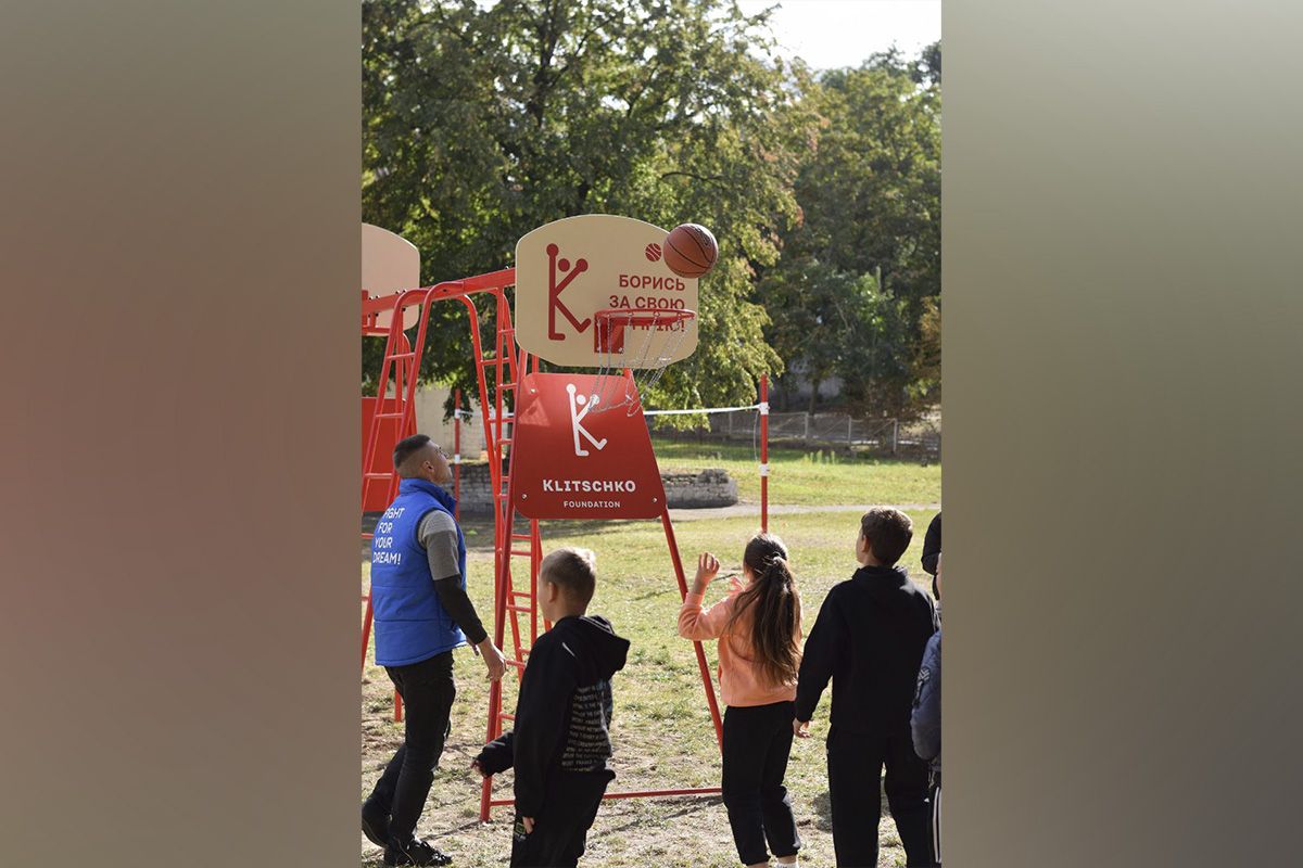 В проекте "Зови друзей – играем вместе!" от Klitschko Foundation В проекте "Зови друзей – играем вместе!" от Klitschko Foundation
