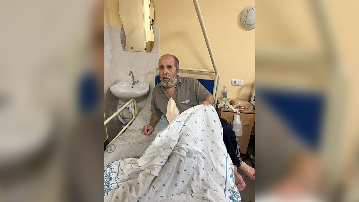 Чоловік знаходиться у лікарні 