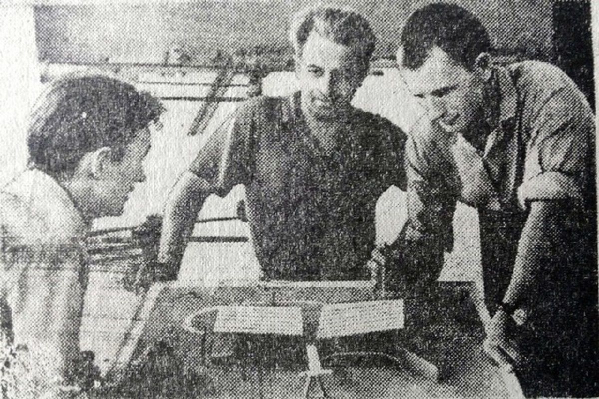 Автори проекту канатної дороги. Едуар Чубаров (справа). Фото: gorod.dp.ua Автори проекту канатної дороги. Едуар Чубаров (справа). Фото: gorod.dp.ua