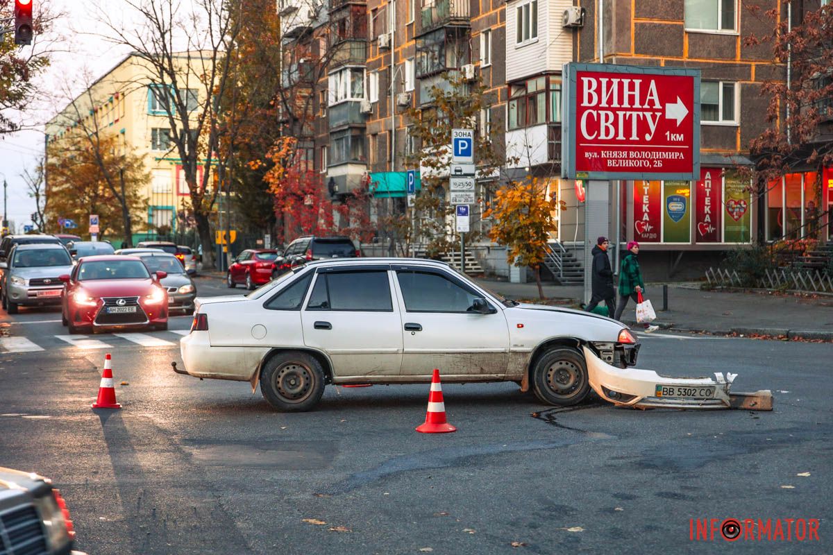 Пошкоджена Daewoo Пошкоджена Daewoo