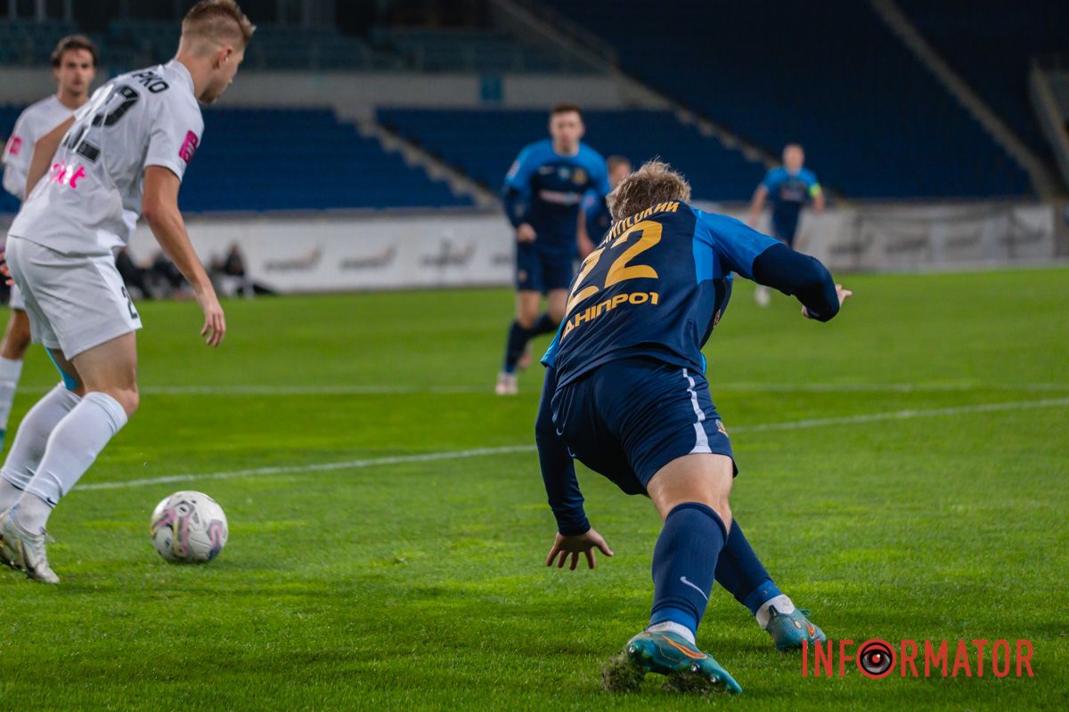 ФК «Олександрія» з одноіменного міста Кіровоградської області заснували у березні 1990 року