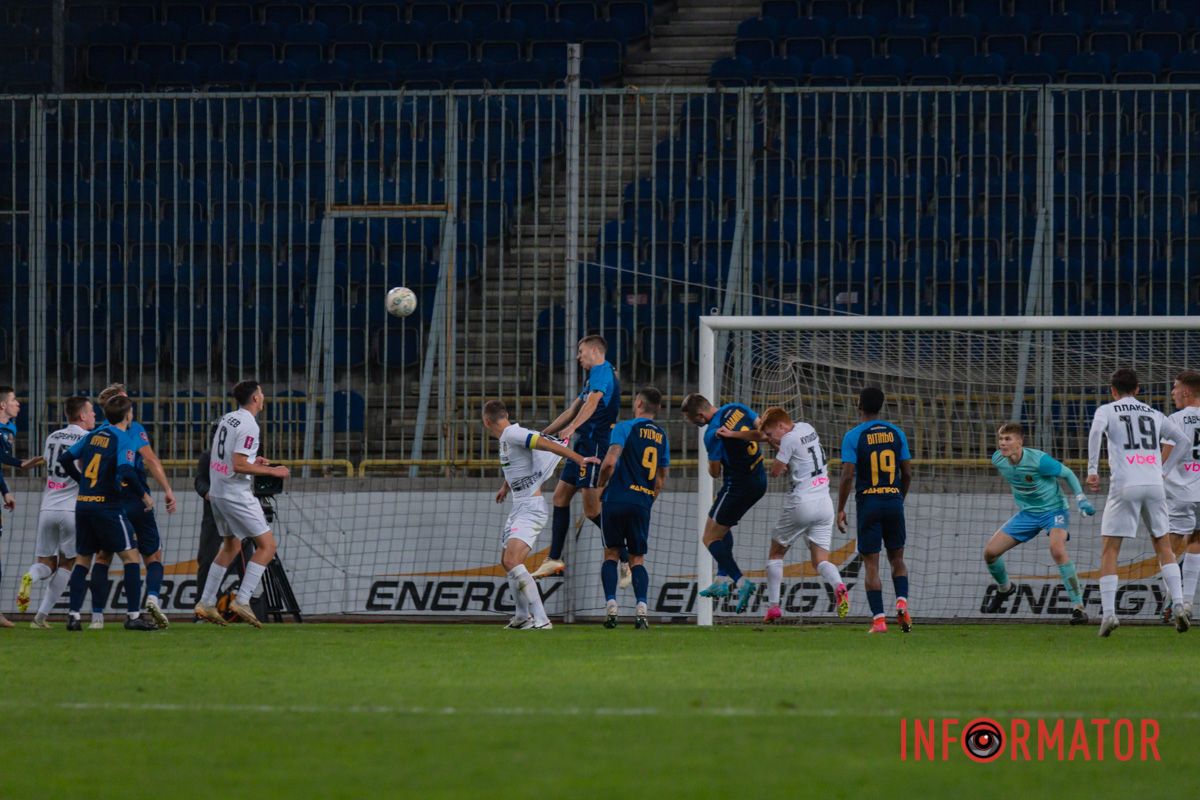 Наприкінці усе звелося до штрафних і кутових