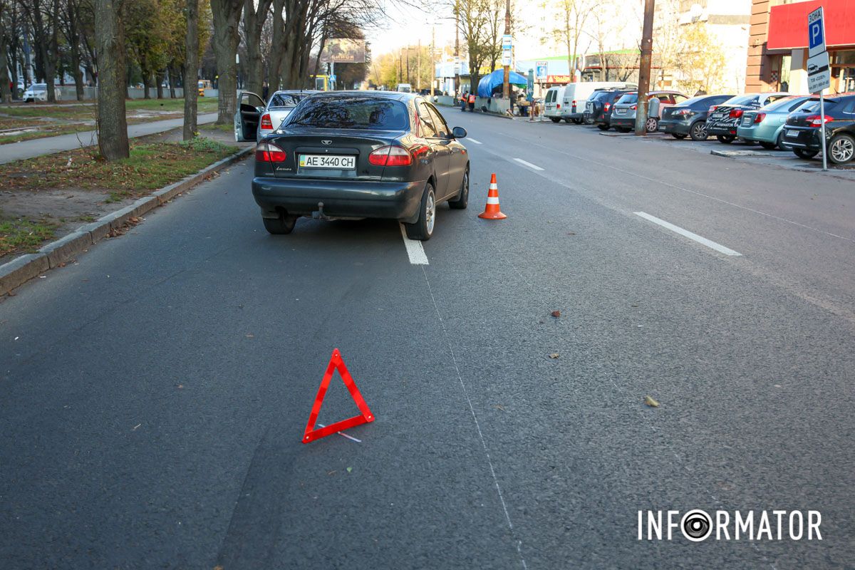 Заняты две полосы по Рабочей в сторону Леси Украинки